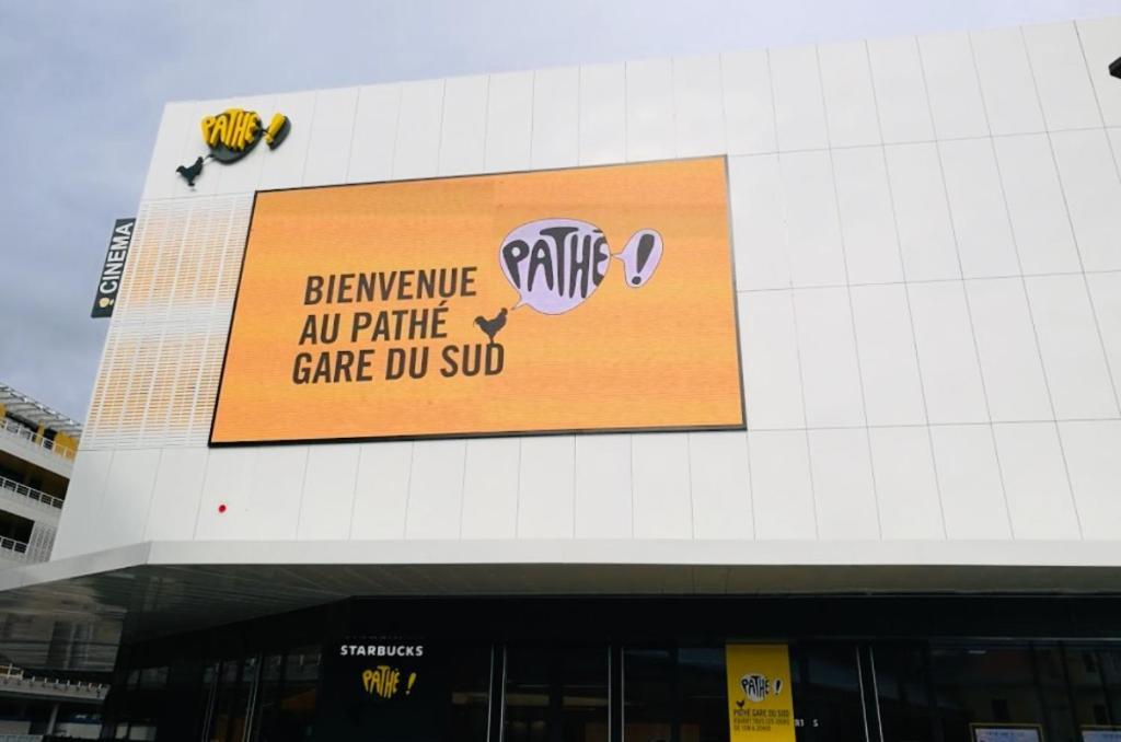 Vacances A Nice Terrasse Ensoleillee & Parking A La Gare Du Sud Exterior photo