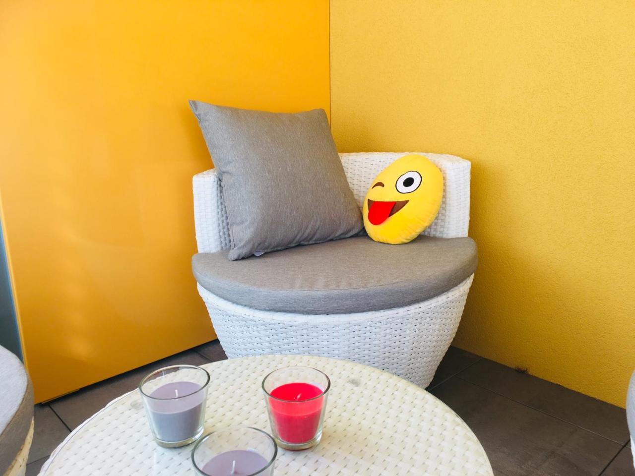 Vacances A Nice Terrasse Ensoleillee & Parking A La Gare Du Sud Exterior photo